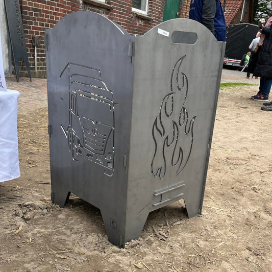 Feuerkorb mit runden Kanten und LKW und Flammen Motiv