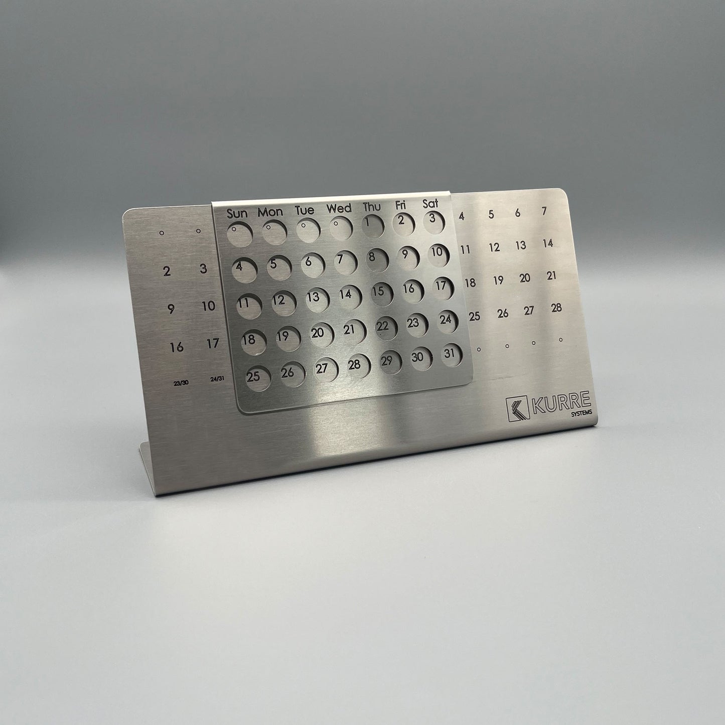 Schräg stehender Kalender in silber Metall mit Schieberegler