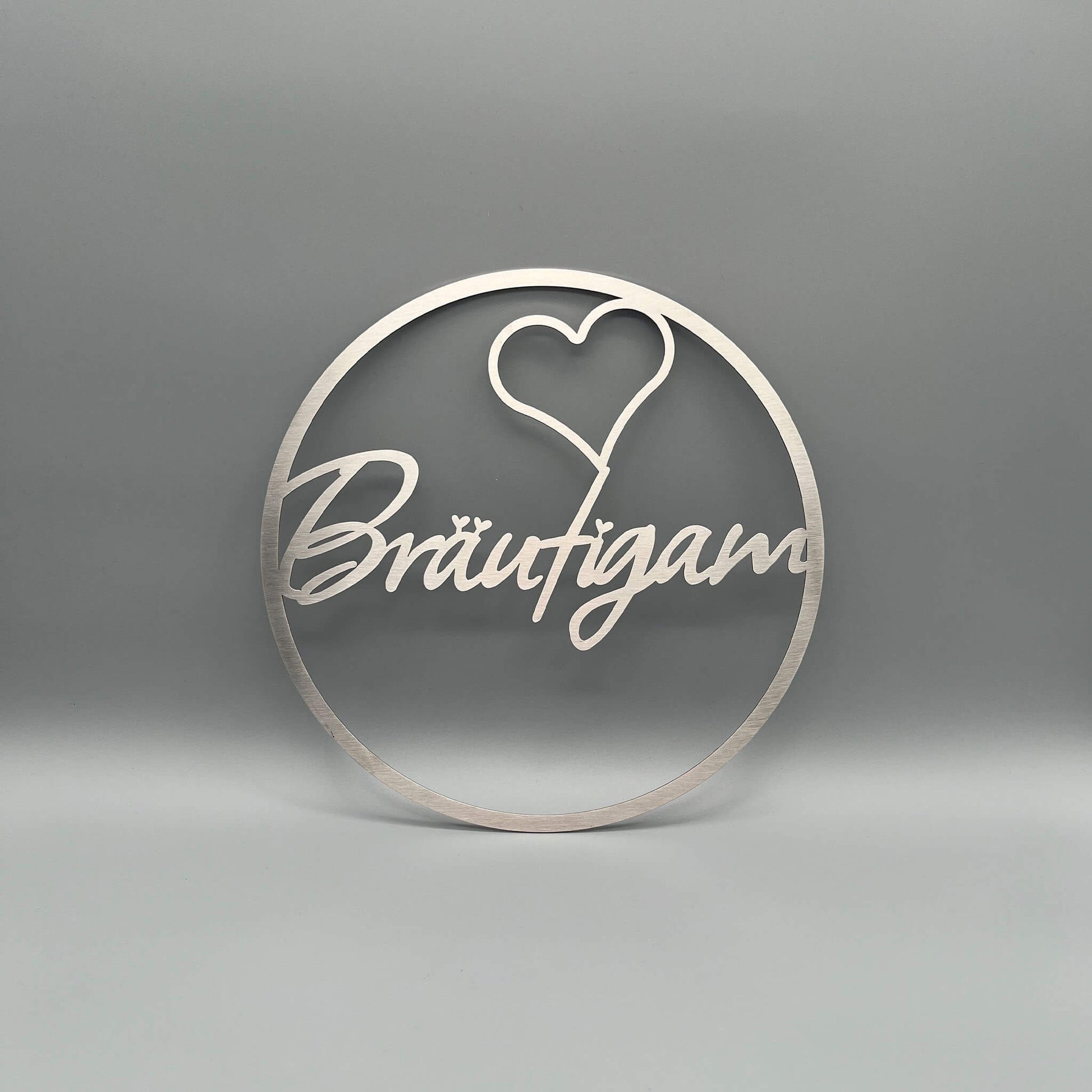 Kranz Bräutigam, Ring mit Innenschrift und Herz.