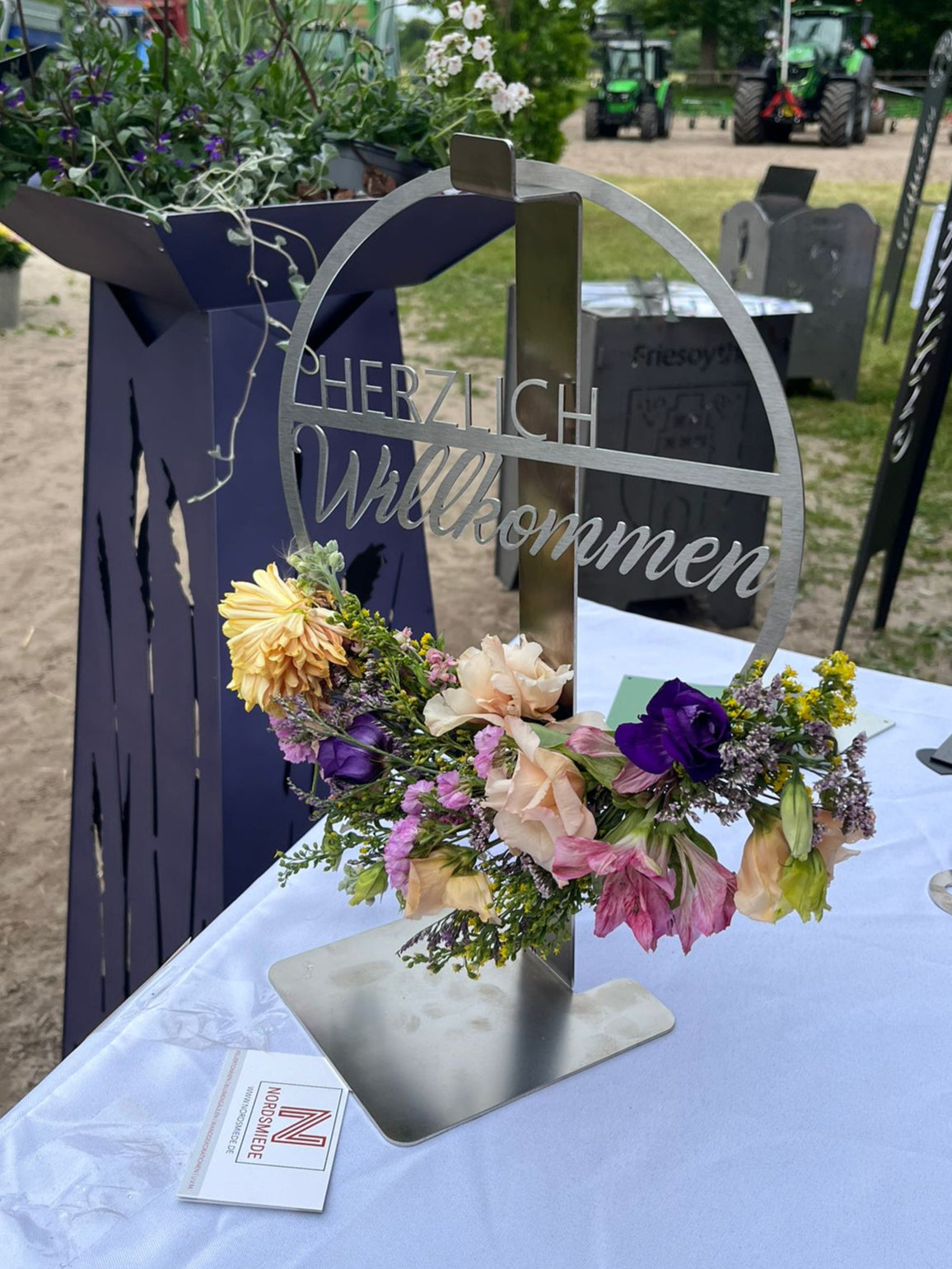 Kranz Ausstellung mit dekorierten Blumen